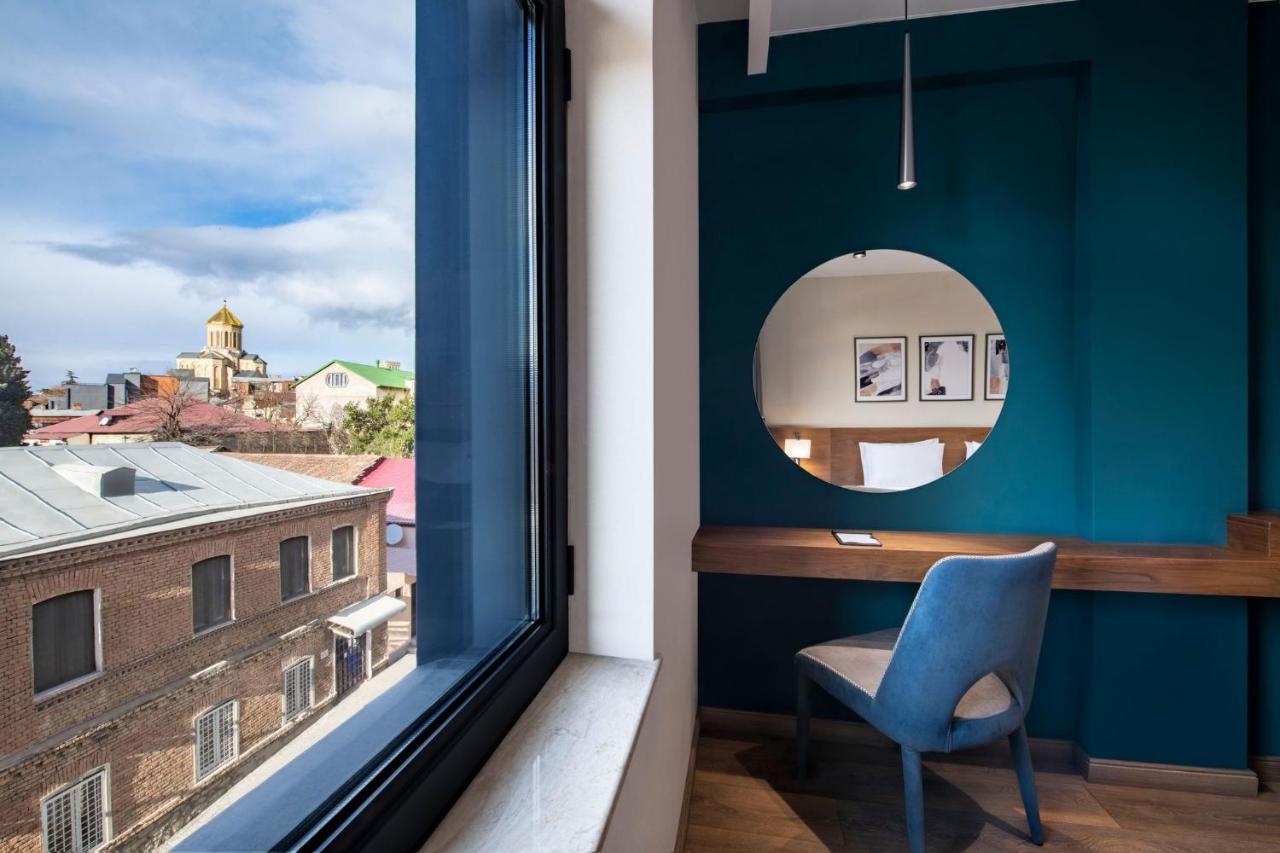 Clocks Hotel Tbilisi Esterno foto